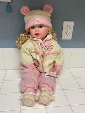 Kinnexdoll "Hazel" doll